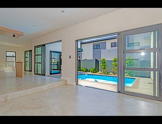 4 BEDROOM FREEHOLD FOR SALE IN OLIFANTSFONTEIN
